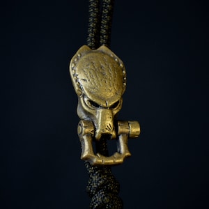 Paracord bracelet clasp buckle shackle bronze bead - Predator