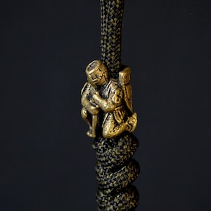 Paracord bead bronze bead knife lanyard bead charms keychain - Knight Templar