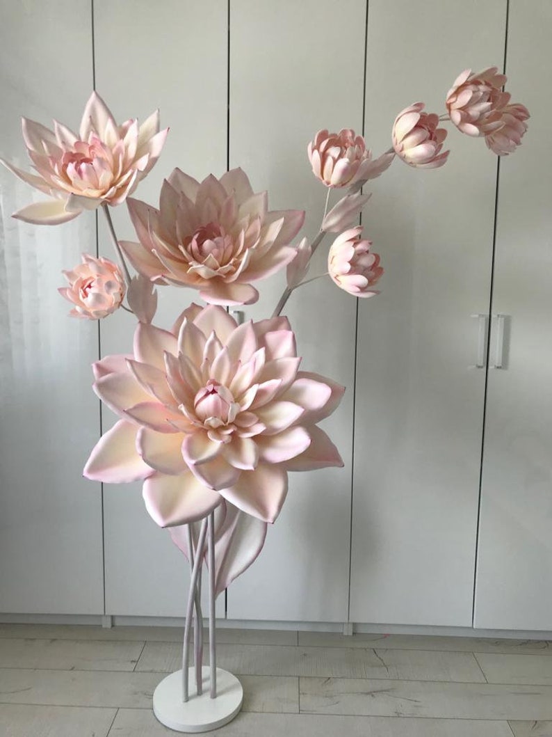 Giant flowerfoam flowerphotozoneFlower Backdroplarge Etsy