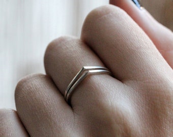 Dainty Sterling Silver Tear Drop Ring, Silver Ring,Silver Chevron Ring, Minimalist Ring, V Shaped Ring, Double Tear Drop Ring