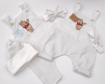 Bébé Ourson. Vêtements de bébé en lin naturel blanc, barboteuse, chapeau, bandeau. Tenue bébé.