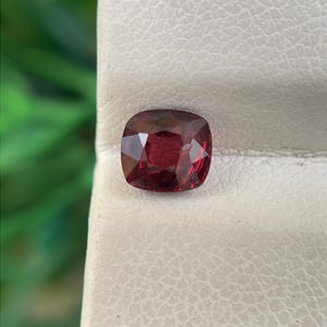 Natural Ruby Red Spinel Gemstone | Fine Color Loose Spinel Gemstone | Elegant Stone for Rings and Pendants, 5.5x5 mm, 0.92 cts