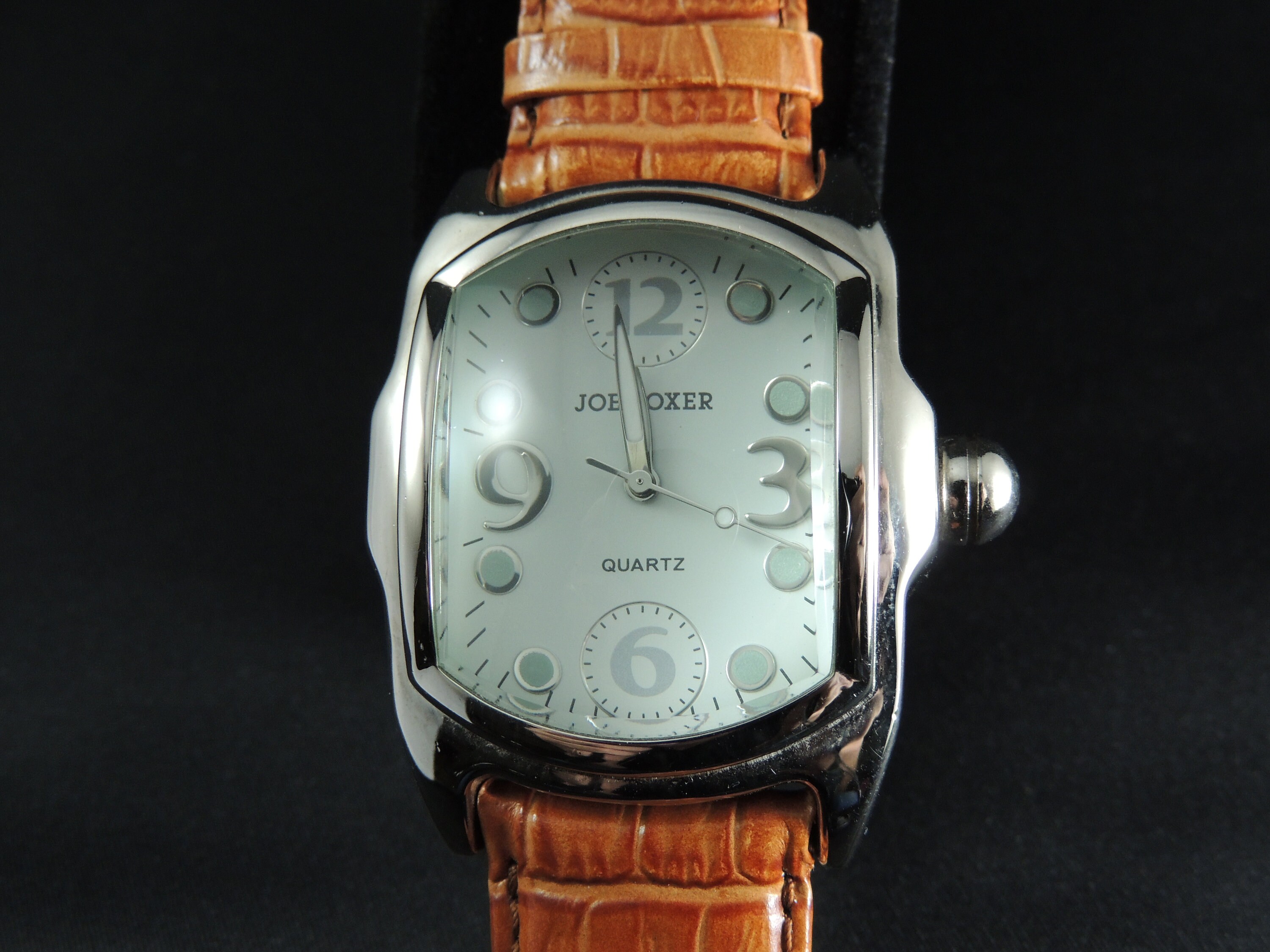 Vintage Joe Boxer Bubble Silver Tone Magnification Illumination Wrist