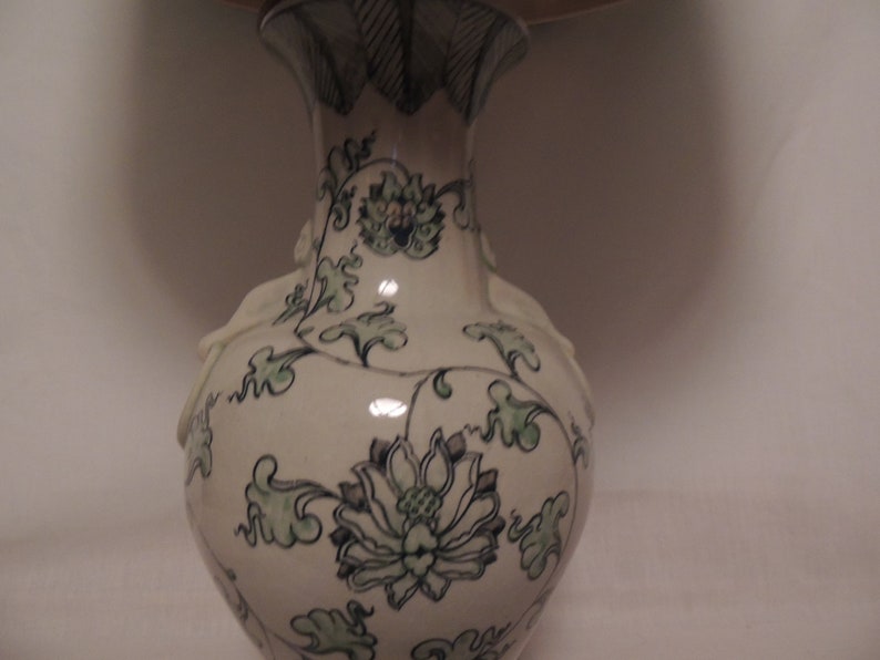 China Republic Period 1912 to 1949 Porcelain Elephant Head Table lamp