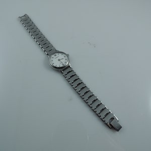 Vintage Kenneth Cole N.Y. Silver Tone Wristwatch 6&quot;   Appraised By Dr. Lori