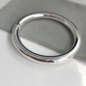 Doughnut Sterling Silver Round Bangle bracelet, Statement large bangle, chunky silver bangles, Hinged Open Bangle, women’s bracelet gift