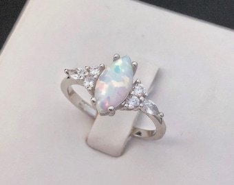 Vintage Fire Opal Ring, White Opal Cabochon Ring with diamond stimulants, Promise Ring, Anniversary Gift, Engagement Ring, Silver Ring