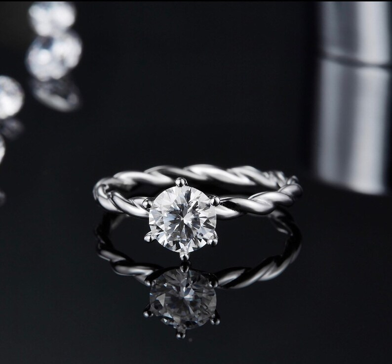 Engagement Ring LUNA 1ct Diamond Engagement Ring High Quality Certified Moissanite Diamond ring Gold Engagement Ring Heart Promise Ring