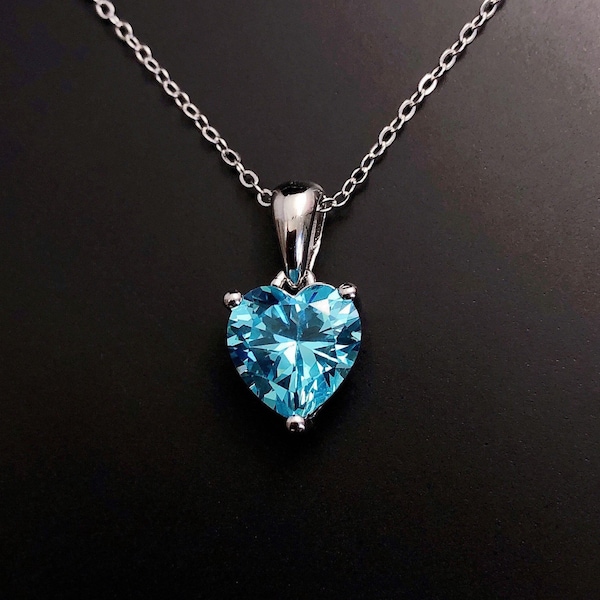 Blauer Topas Halskette, Sterling Silber Herz Halskette, Edelstein Anhänger, Dezember Birthstone Halskette, Dezember Geburtstagsgeschenk, Weihnachtsgeschenk