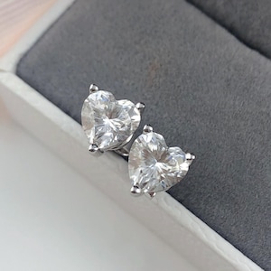 1.0ct Heart Diamond Earrings, Moissanite Earrings, Moissanite Love Heart Earrings, Gold Diamond Earrings, wedding gift, anniversary gift
