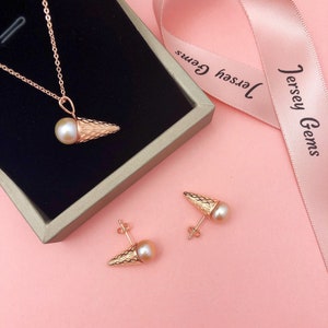 Freshwater Pearl ice cream Necklace, natural pearl Necklace, beach style Jewelry, fun Jewelry, Sterling Silver 18ct Rose Gold Plating