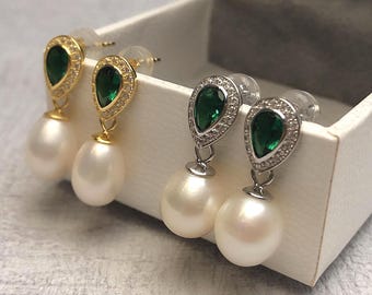 Large Green Emerald and Freshwater Pearl Earrings, Emerald Earrings, Silver Earrings, Wedding Earrings, May Birthstone, Emerald jewelry gift