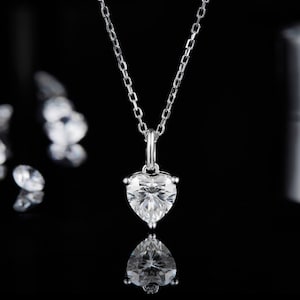 LOVE HEART 1ct Diamond Necklace, High Quality Certified Moissanite necklace, Gold Diamond Heart Necklace, wedding gift, anniversary gift
