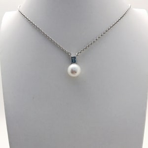 Chroma Aquamarine and fresh water pearl necklace,  Blue Aquamarine Jewellery - Silver Pendant - March Birthstone, Aquamarine Jewelry