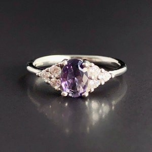 GRACE Amethyst Engagement Ring, Sterling Silver ring, Wedding anniversary Ring, Promise Ring, girlfriend ring, February birthstone