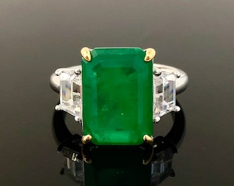 LAVISH Green Emerald Ring, Silver Cocktail Ring, May Birthstone, Emerald Cabochon Ring, Green gemstone, Emerald Engagement Ring, Gift