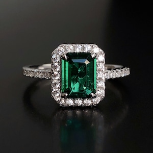 JASMINE Green Emerald Ring,Sterling Silver Cocktail Ring, May birthstone, Party Ring, Green gemstone ring. Emerald engagement ring