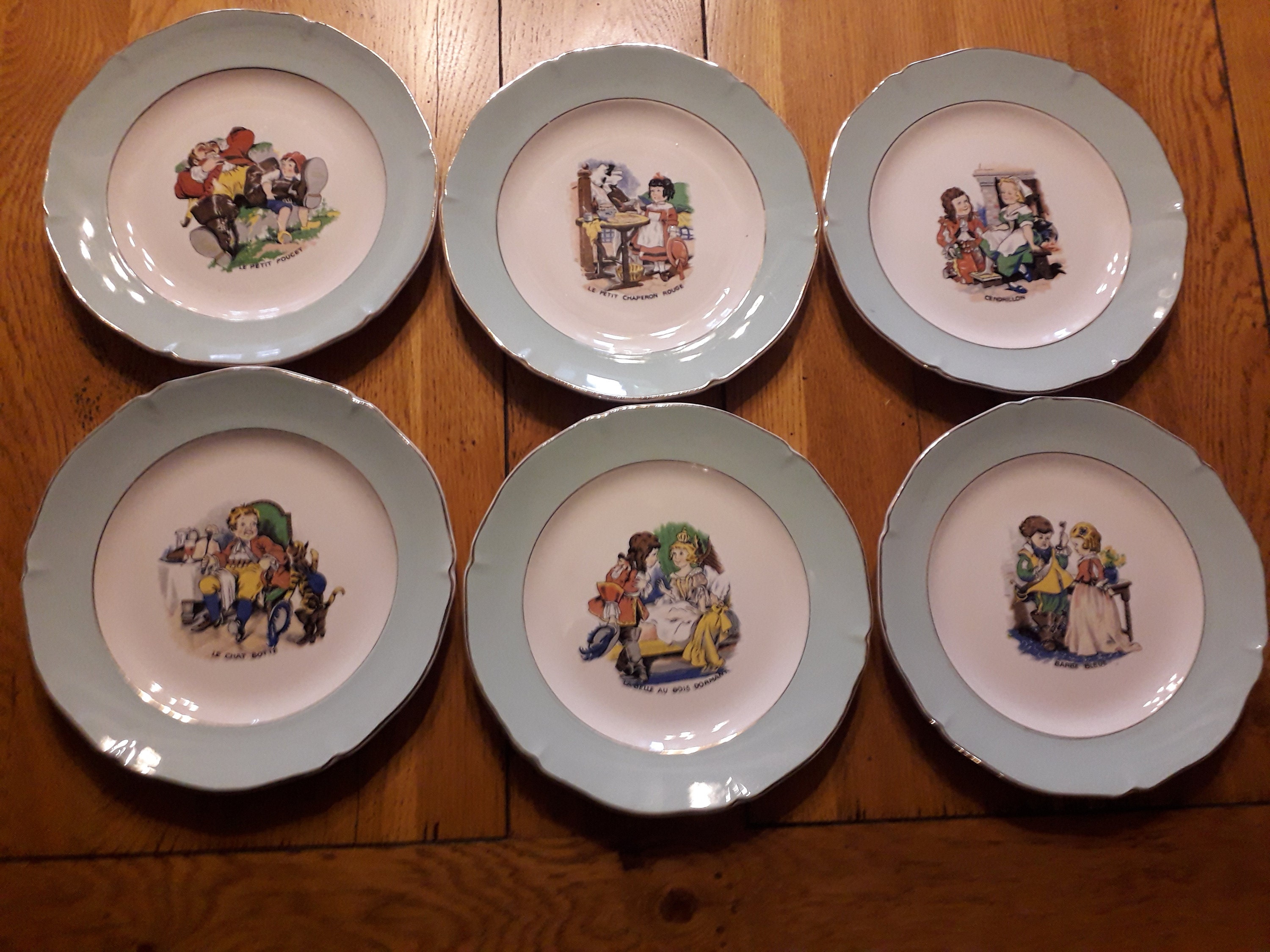 Lot de 6 Assiettes à Dessert Illustrées Contes Célèbres