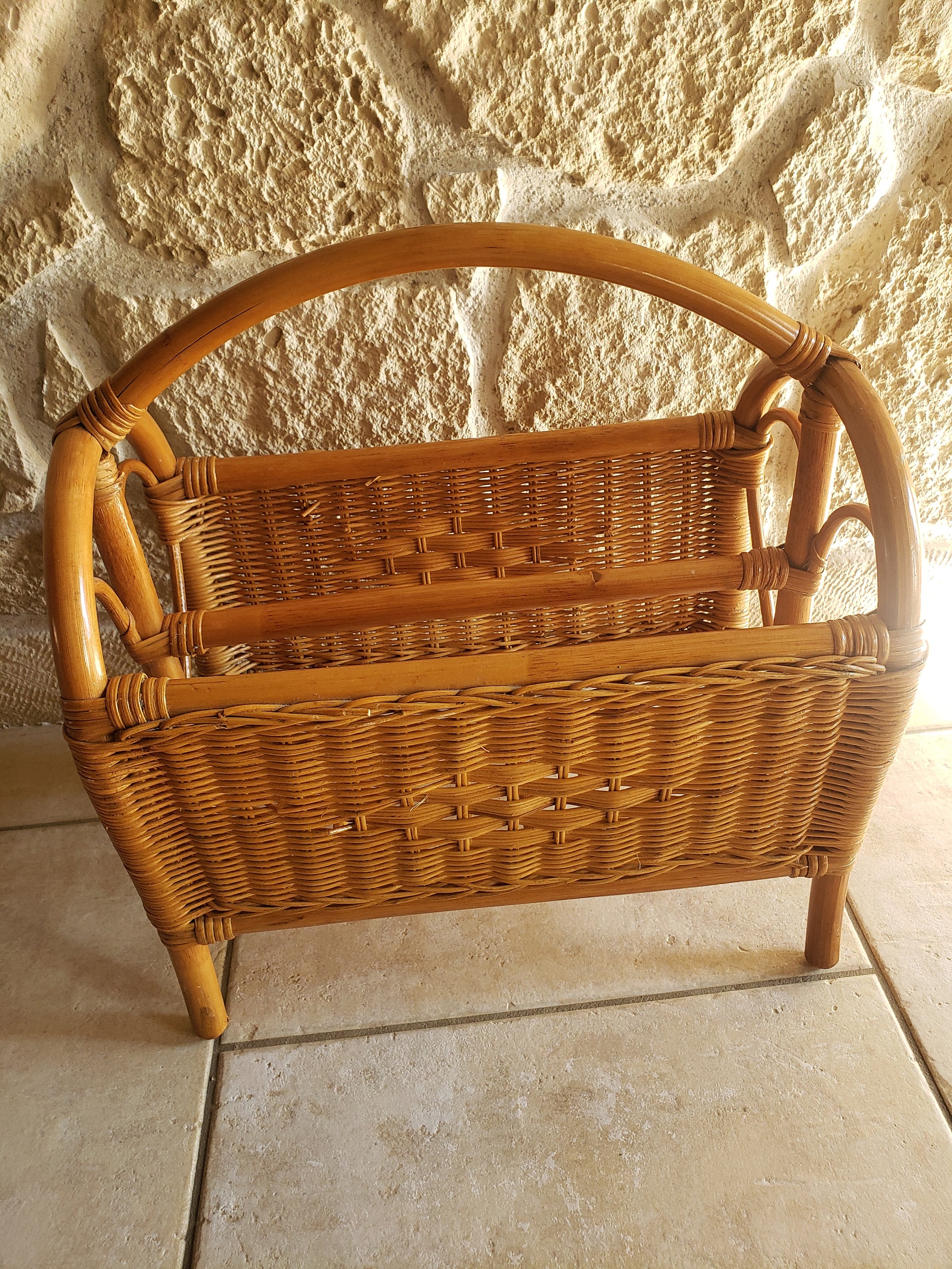 Grand Porte-Revues Vintage en Moelle de Rotin Couleur Miel