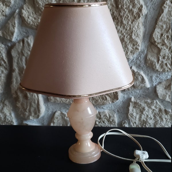 Lampe de chevet rose pied marbre