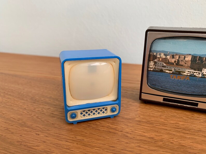 Vintage Souvenir Miniature TV Viewers