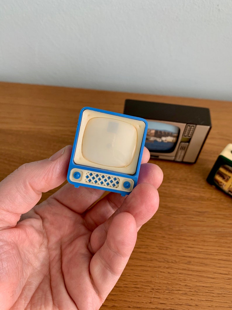 Vintage Souvenir Miniature TV Viewers