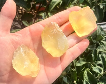 3 piezas de piedras de citrino en bruto - Conjunto de cristal de citrino amarillo brasileño - Piedra preciosa del chakra del plexo solar para la curación emocional -100g / 3.5oz / 1 "-2"