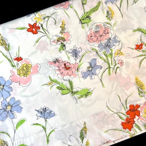 Vintage Bed Sheet, Full Flat, Summer Garden, Large Line Drawing Floral Print, Flowers, JP Stevens Utica, 1970s Bedding