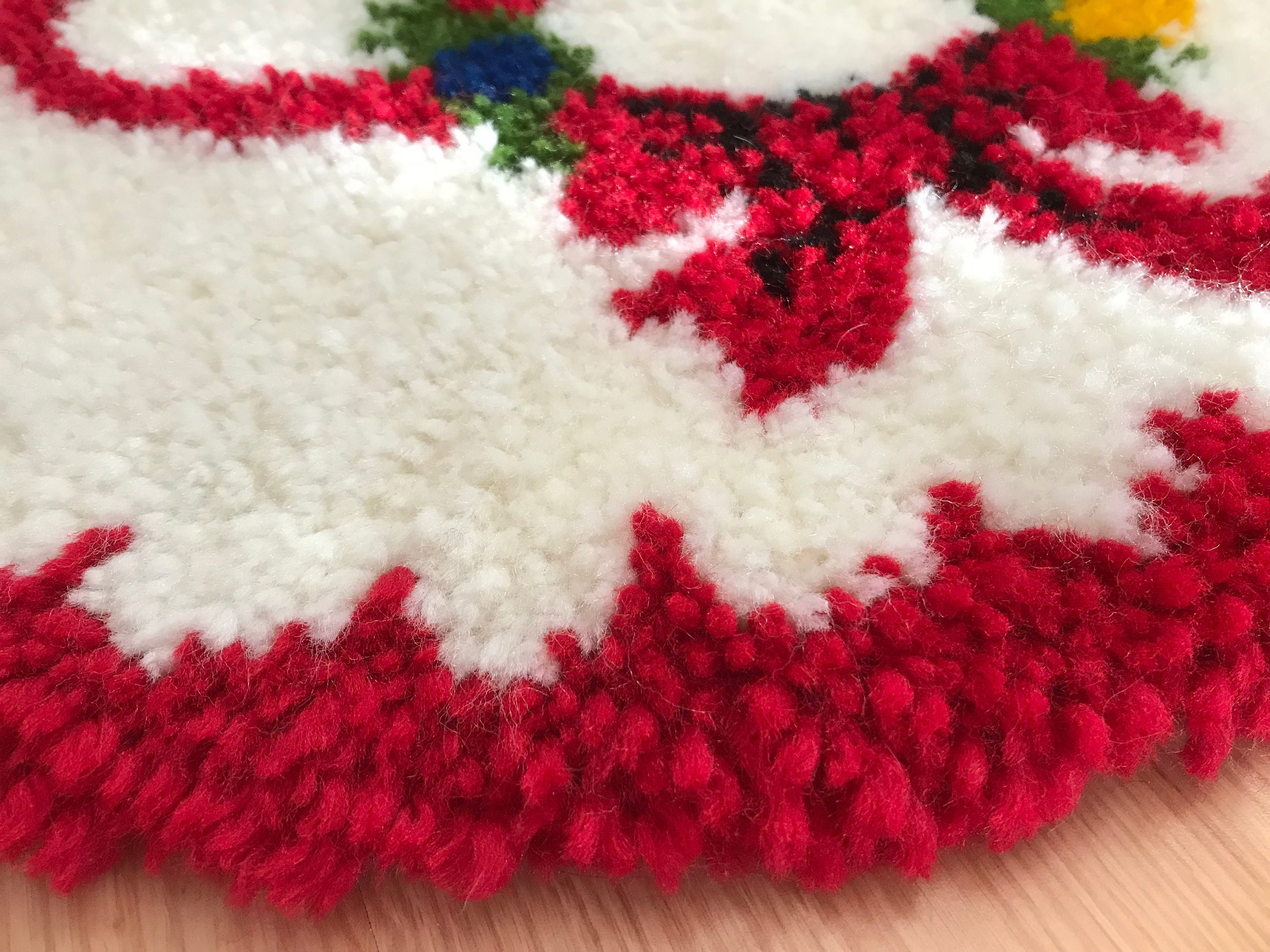 Vintage Christmas Tree Skirt Latch Hook Wreaths and Santa Etsy