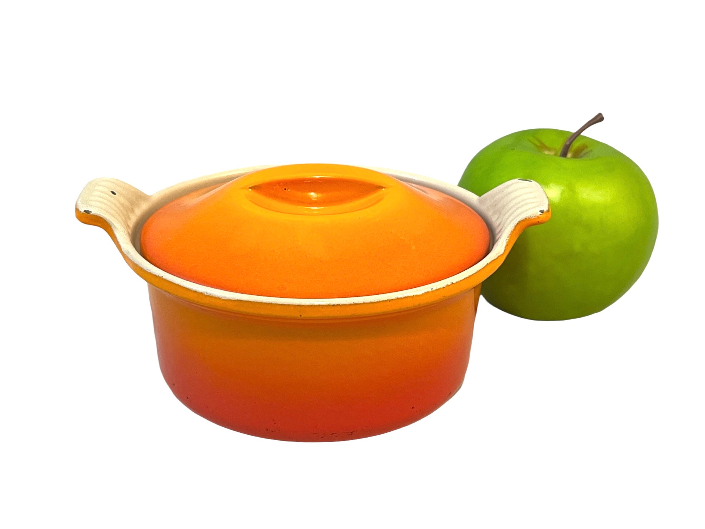 Vintage Le Creuset Sauce Pan in the Iconic Volcanic Orange 1970's Classic  Cookware. Size 20 With Lid. -  Norway