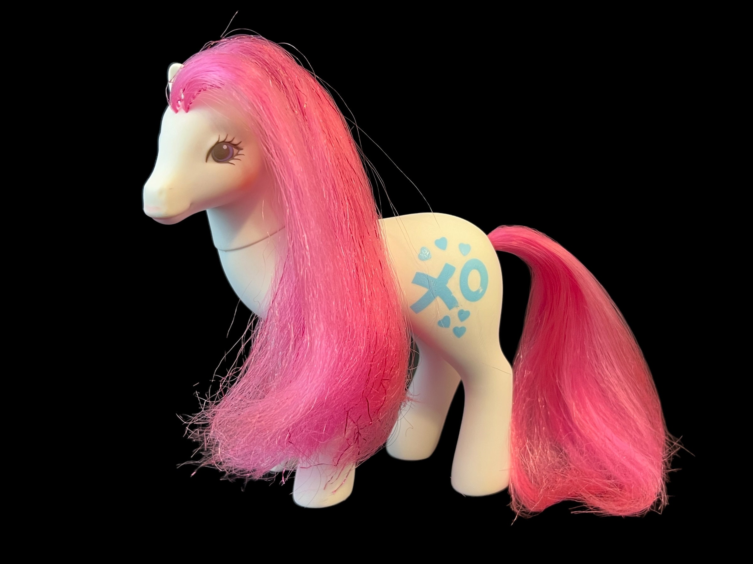 【love pony】 300px-Kittylove-starglow.jpg