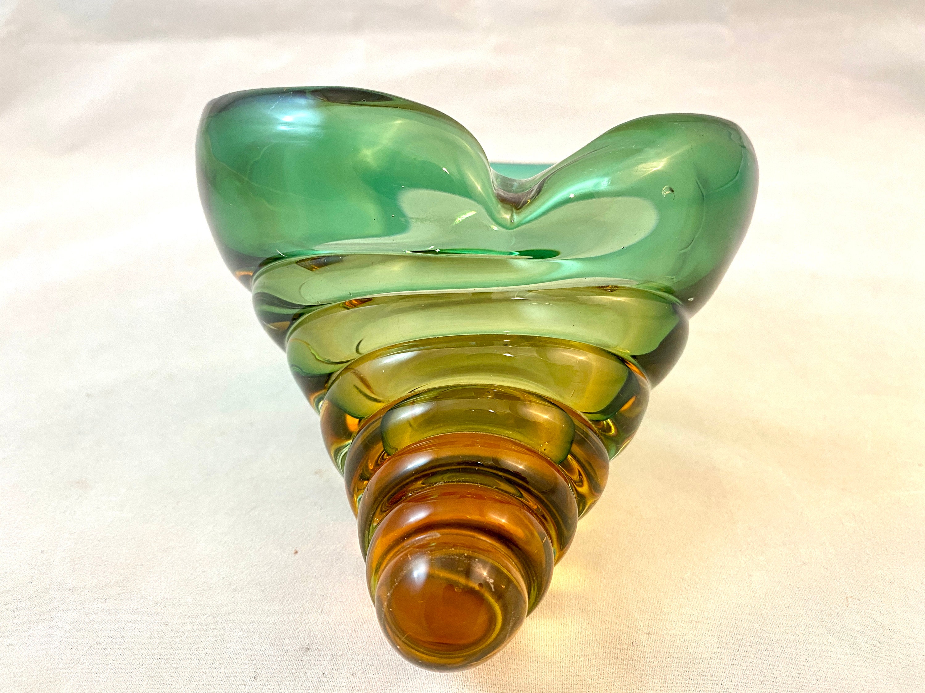 Ashtrays Tobacciana Mid-Century Decor Bimorphic Shell Dish Vintage ...