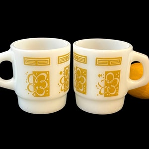 Vintage Coffee Mugs, Mustard Yellow Flowers, Greek Key Design, Anchor Hocking Milk Glass, Set of 2 Mod Flower Hippie Boho Handled Cups