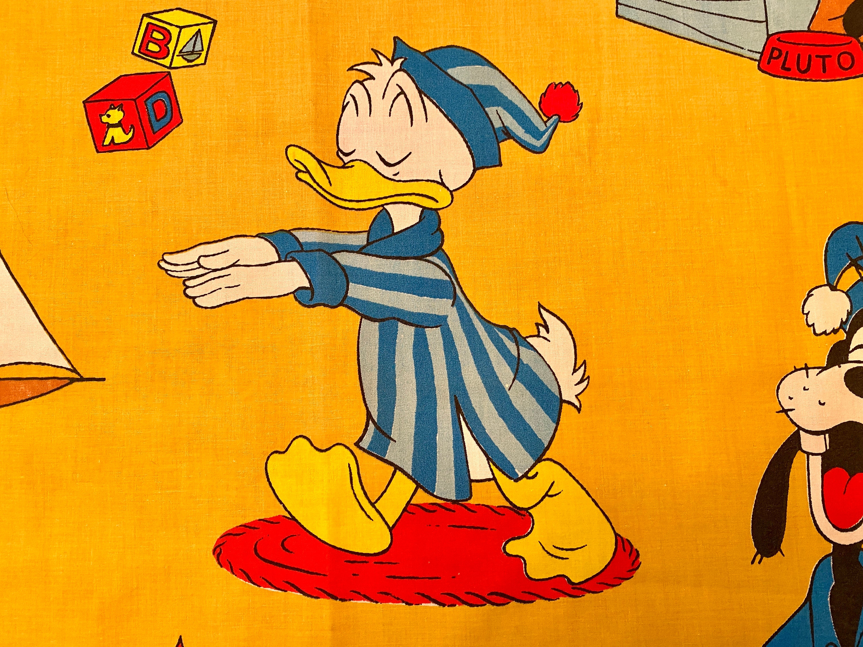 Vintage Disney Curtains, Wamsutta Bed Sheet Material, Yellow Donald, Clarabelle Cow, Goofy, Bedtime Character Print, Kids Room Decor - Etsy Vintage Disney Curtains, Wamsutta Bed Sheet Material, Yellow Donald, Clarabelle Cow, Goofy, Bedtime Character Print, Kids Room Decor - Etsy