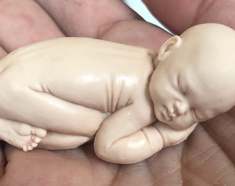 making silicone babies