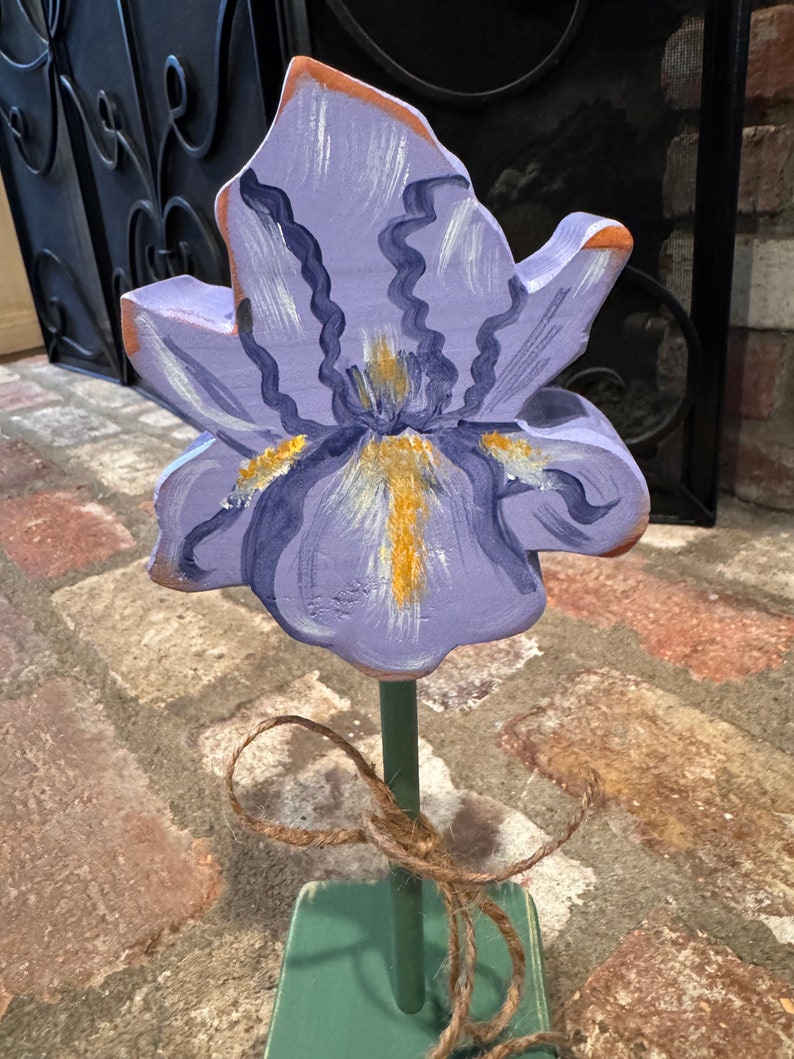 Rustic Wood Flowers Daisy/Sunflower/Lily/Iris Iris
