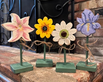 Rustic Wood Flowers  Daisy/Sunflower/Lily/Iris