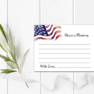 Teilen Sie eine Erinnerung druckbare Vorlage Beerdigung Feier des Lebens Lieblings turmblaue veteranisch Erinnerung amerikanische Flagge Militärgedenkkarte DIY