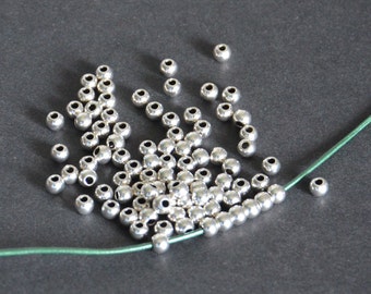 a set of 30g 5mm round beads-alloy small hole beads-2mm hole leather pass-vintage alloybeads-antique silver tone beads-space beads