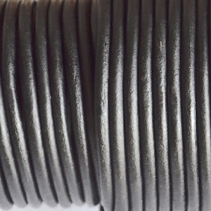 5.0mm round black leather cord-high quality leather cord-leather thread-jewelry making leather cord-antique sence leather