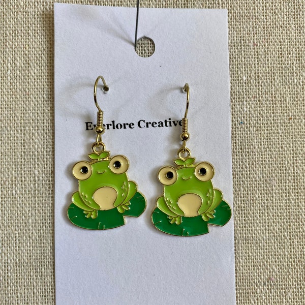 Cute frog EARRINGS - dangle - animal - amphibian - lilypad - green