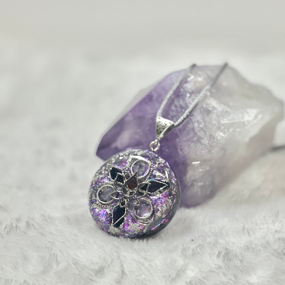 Etsy orgonite pendant clearance