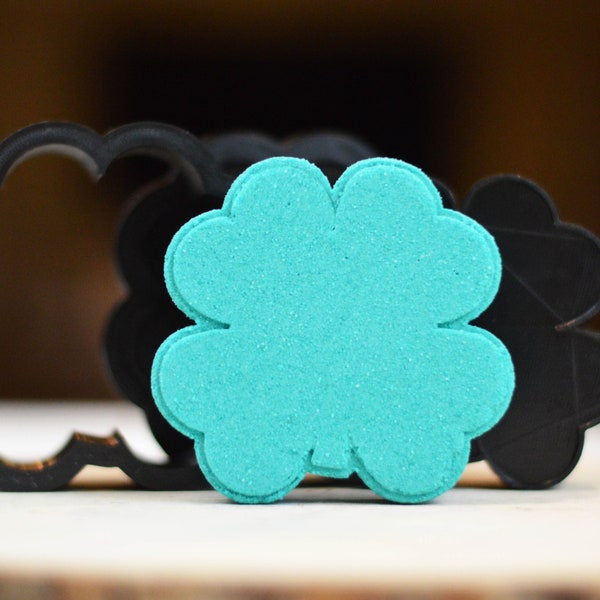 4 Leaf Clover Bomb Mold