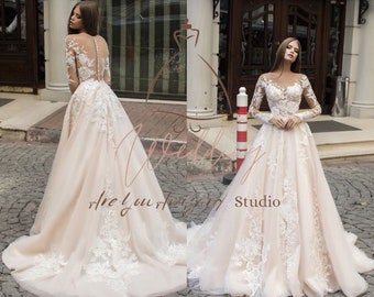 Wunderschönes, langärmliges Korsett-A-Linien-Hochzeitskleid mit floraler Spitze | Elegantes und luxuriöses Brautkleid, individuelles Brautkleid, verträumtes Hochzeitskleid