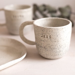 Handgemachte Kaffeetasse, personalisiertes, einzigartiges Geschenk - schreiben Sie alles, was Sie wollen! :)