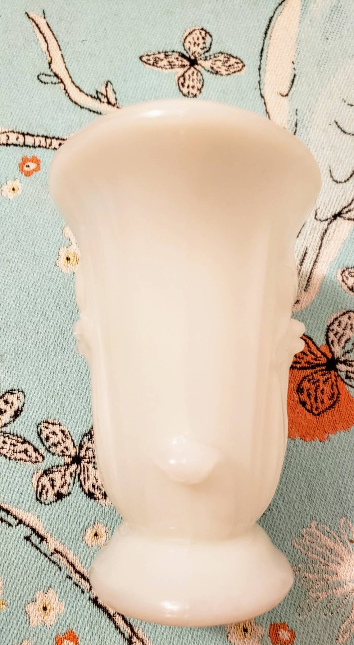 Vintage AVON tulip design white milk glass flower vase Etsy