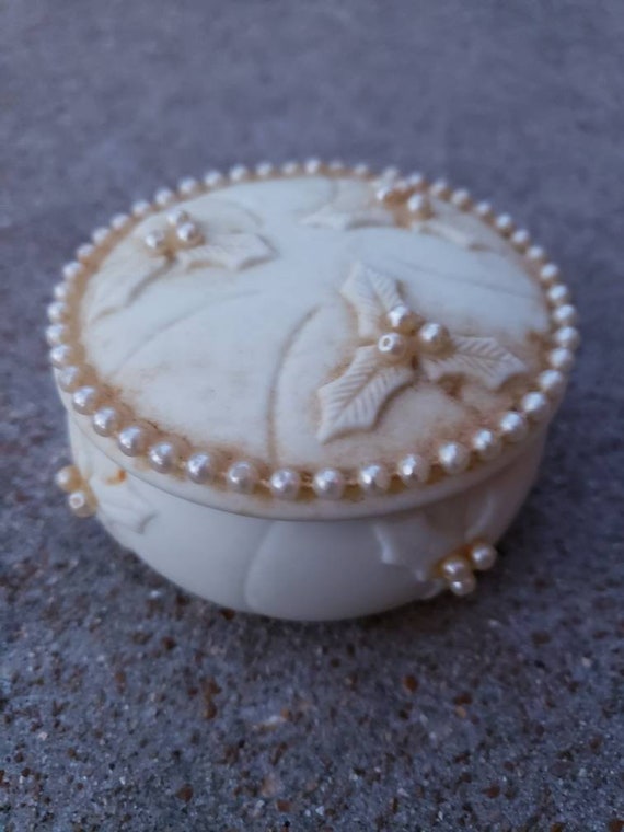 porcelain trinket box engagement Gem