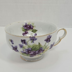 Violet Teacup
