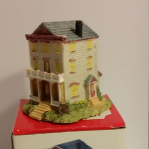 Americana Collection, Rev. Watkin&#39;s House, Original Box, 1994