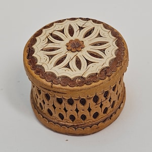 Birch Wood Lidded Trinket Box